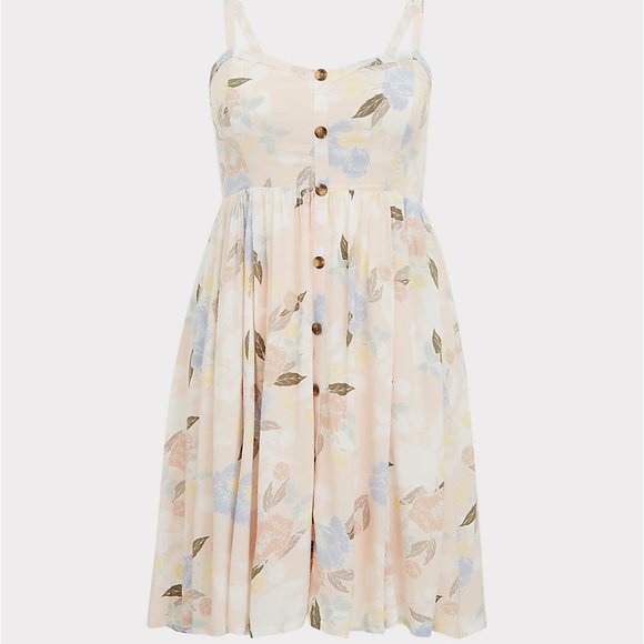 torrid Dresses & Skirts - Torrid 2 Light Pink Floral Challis Button Dress